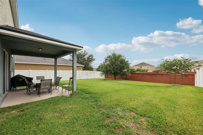 Image No.29-3 Bed Property for sale