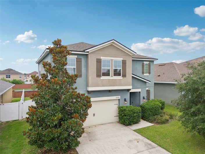 Image No.3-3 Bed Property for sale