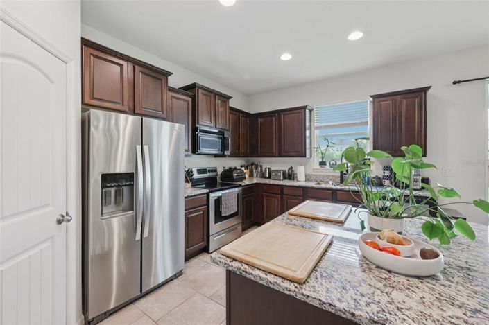 Image No.9-3 Bed Property for sale