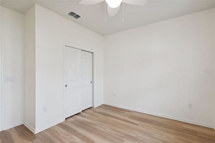 Image No.20-5 Bed Property for sale