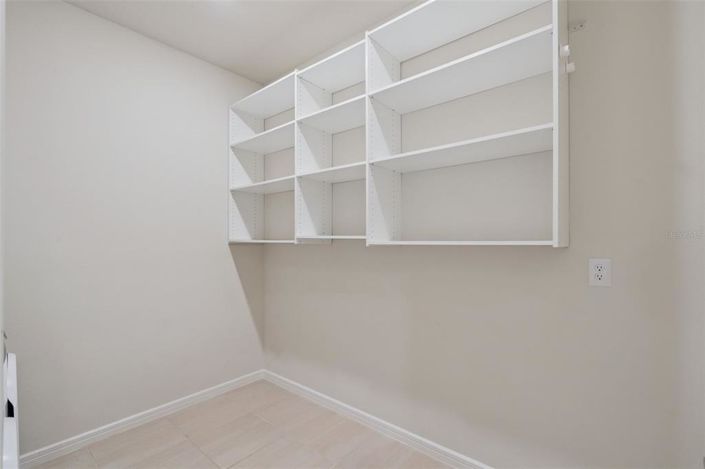 Image No.23-5 Bed Property for sale