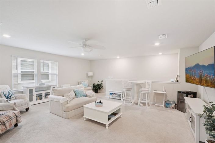 Image No.25-5 Bed Property for sale