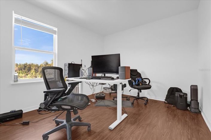 Image No.17-4 Bed Property for sale