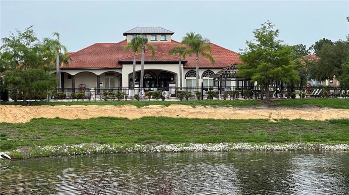 Image No.26-2 Bed Townhouse for sale