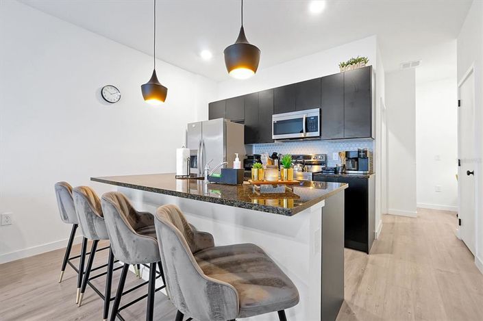 Image No.4-3 Bed Townhouse for sale