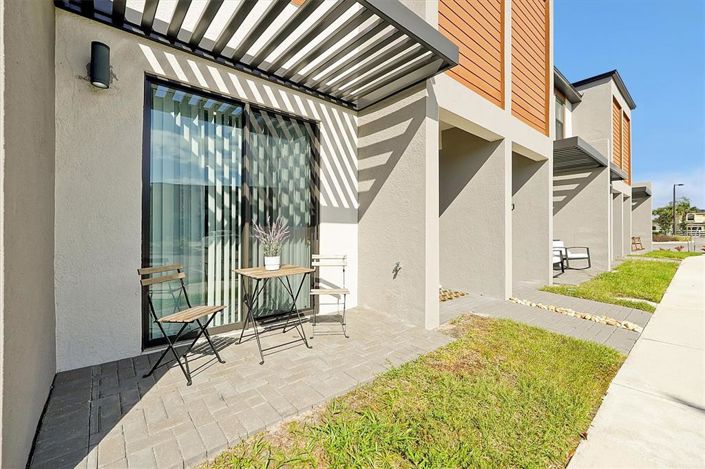 Image No.43-3 Bed Townhouse for sale