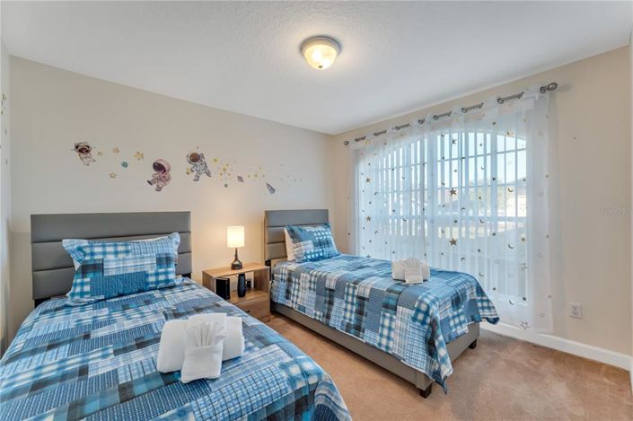 Image No.13-4 Bed Property for sale