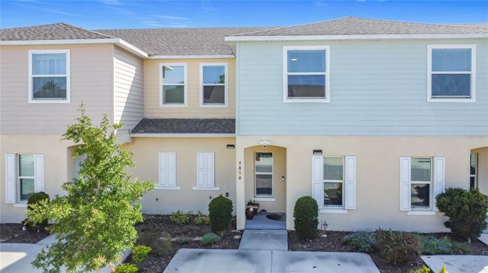 Image No.1-3 Bed Townhouse for sale
