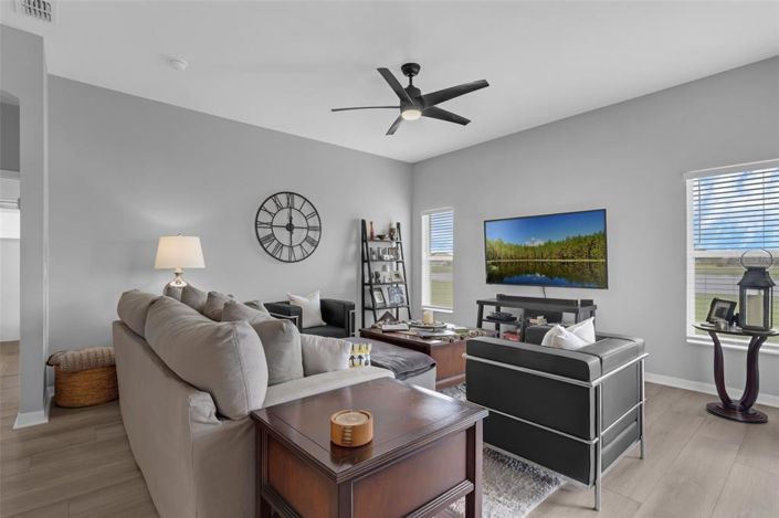 Image No.3-3 Bed Property for sale