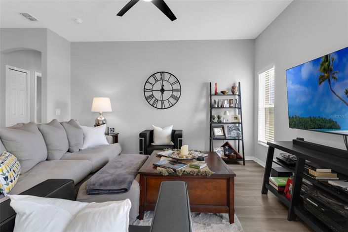 Image No.6-3 Bed Property for sale