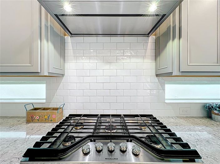 Image No.21-5 Bed Property for sale