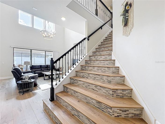 Image No.32-5 Bed Property for sale