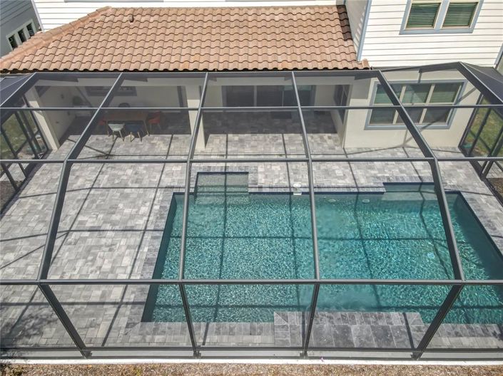 Image No.50-5 Bed Property for sale