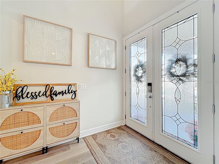 Image No.8-5 Bed Property for sale