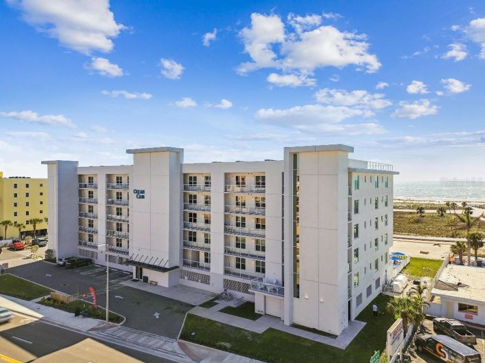 Image No.12-2 Bed Property for sale