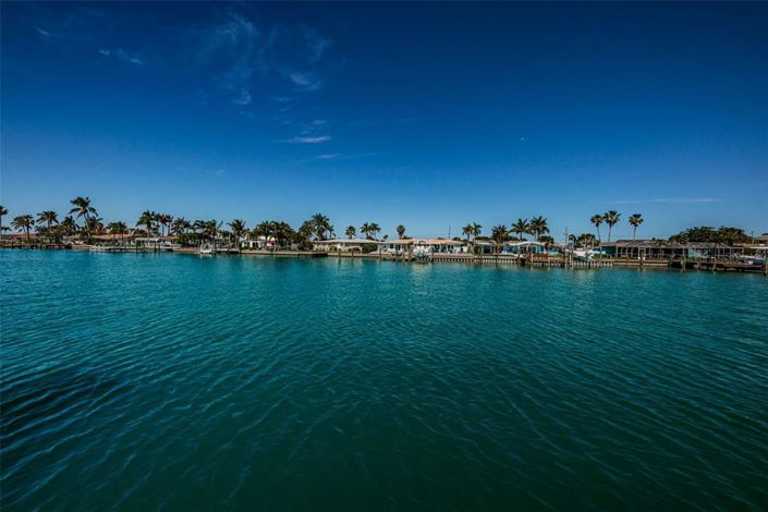 Image No.56-4 Bed Townhouse for sale