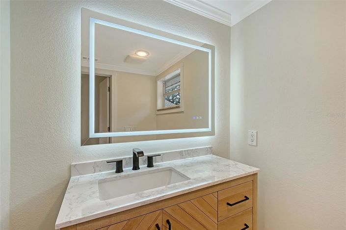 Image No.13-2 Bed Property for sale