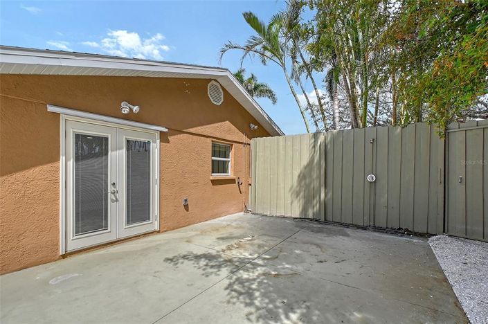 Image No.19-2 Bed Property for sale