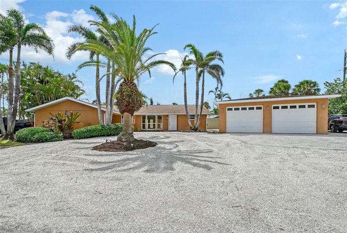 Image No.20-2 Bed Property for sale