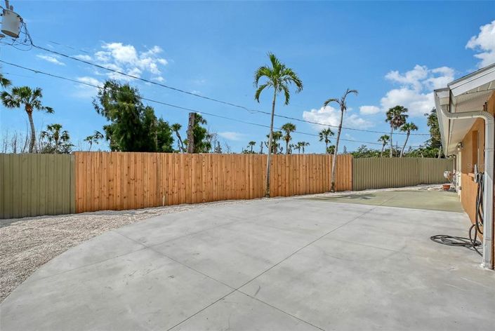 Image No.21-2 Bed Property for sale