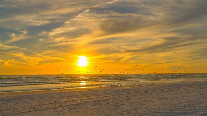 Image No.43-2 Bed Property for sale