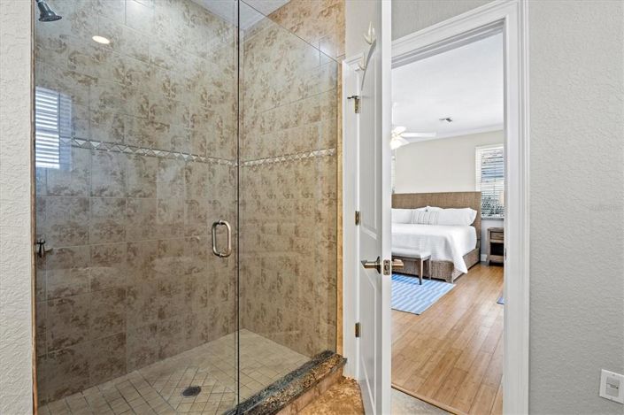 Image No.22-4 Bed Property for sale