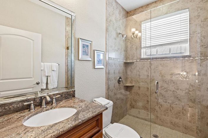 Image No.34-4 Bed Property for sale