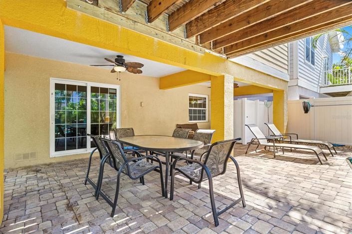 Image No.48-4 Bed Property for sale