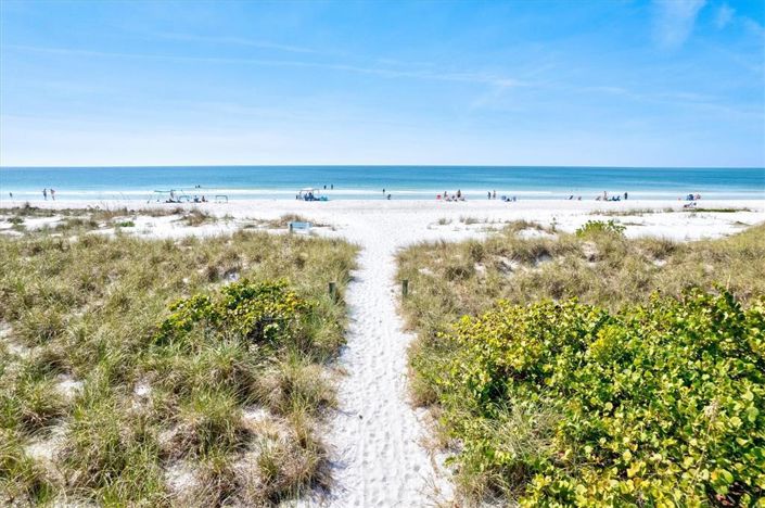 Image No.52-4 Bed Property for sale