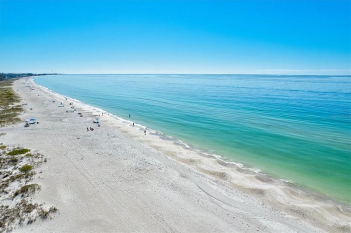 Image No.54-4 Bed Property for sale