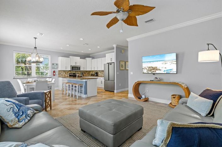 Image No.6-4 Bed Property for sale