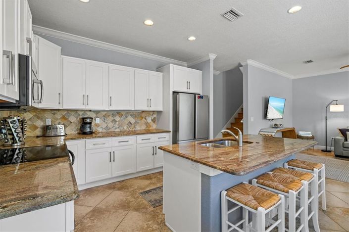 Image No.9-4 Bed Property for sale