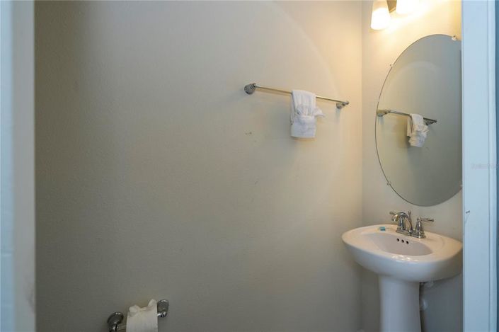 Image No.35-5 Bed Townhouse for sale