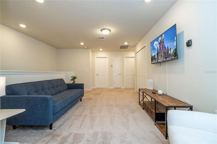 Image No.44-5 Bed Townhouse for sale