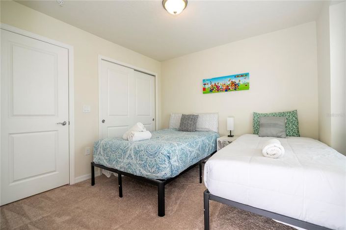 Image No.46-5 Bed Townhouse for sale