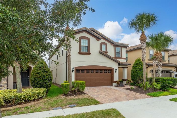 Image No.3-7 Bed Property for sale