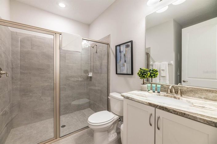 Image No.13-6 Bed Property for sale