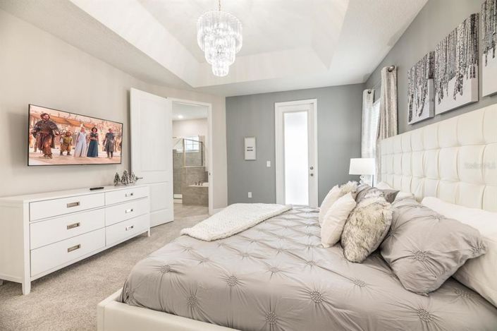 Image No.15-6 Bed Property for sale