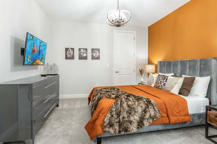 Image No.26-6 Bed Property for sale