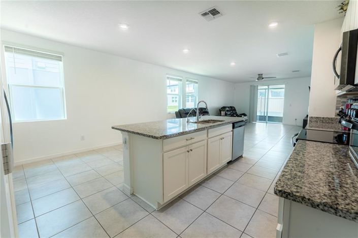 Image No.7-4 Bed Property for sale