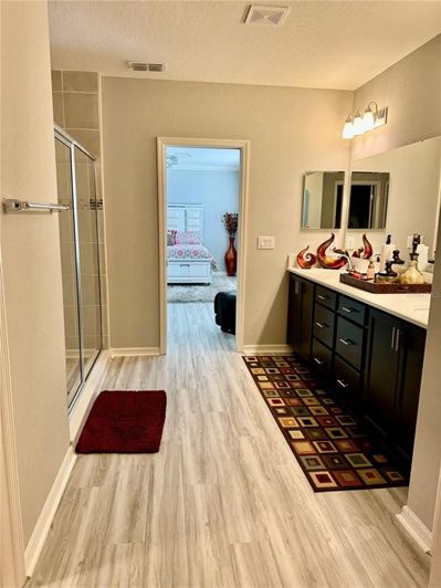 Image No.24-4 Bed Property for sale