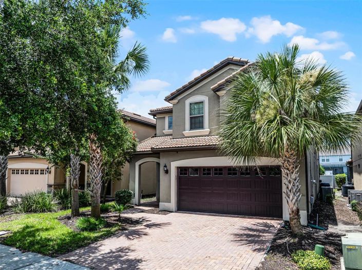 Image No.2-6 Bed Property for sale