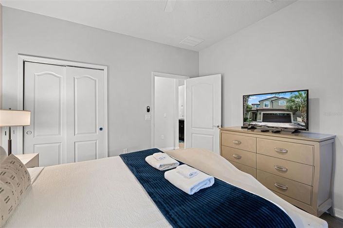 Image No.29-6 Bed Property for sale