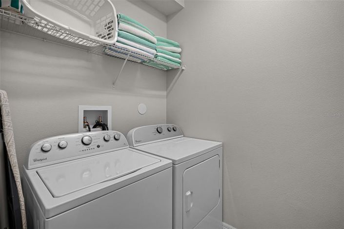 Image No.30-6 Bed Property for sale