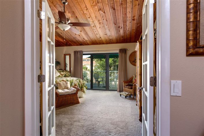 Image No.33-2 Bed Property for sale