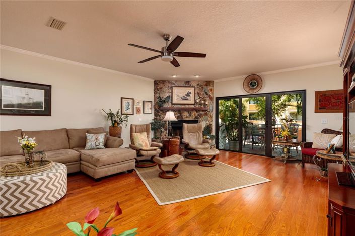 Image No.37-2 Bed Property for sale