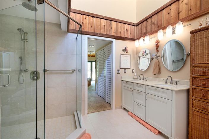 Image No.8-2 Bed Property for sale