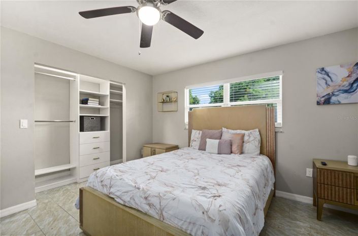 Image No.21-4 Bed Property for sale