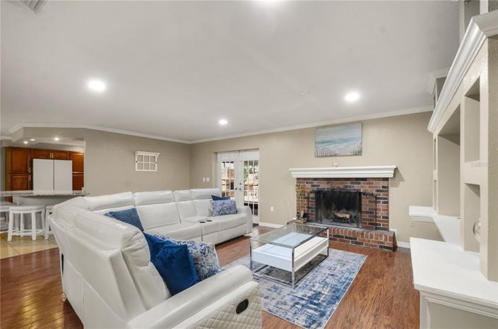 Image No.7-4 Bed Property for sale