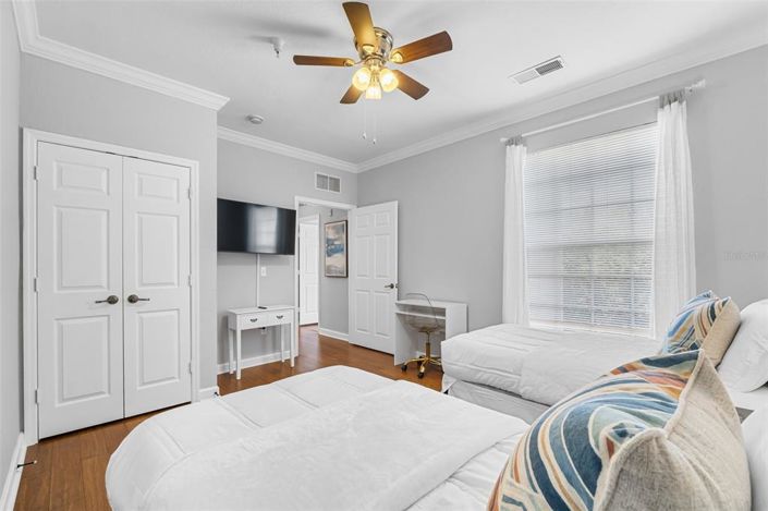 Image No.36-3 Bed Property for sale